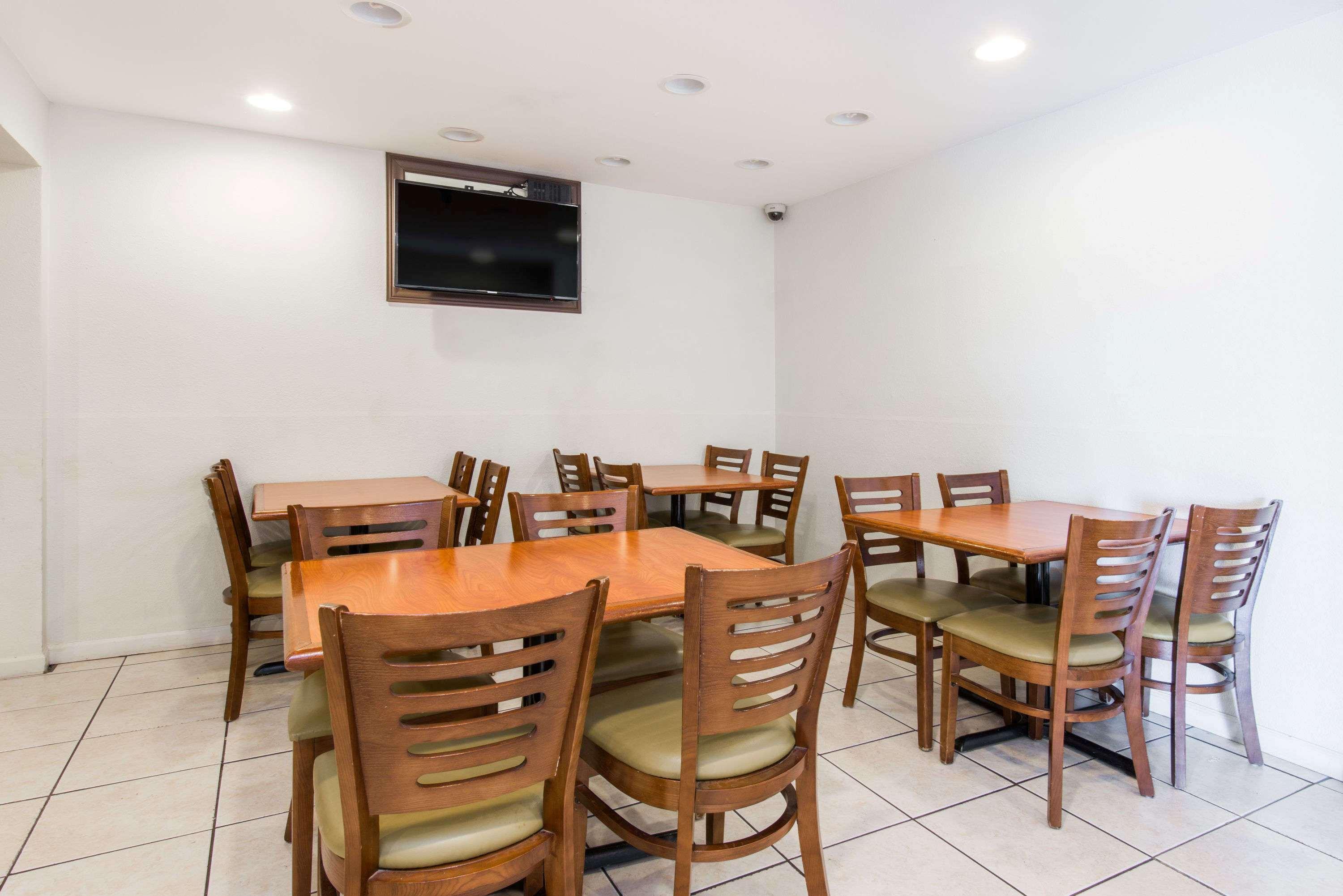 Knights Inn & Suites Gallup Εξωτερικό φωτογραφία