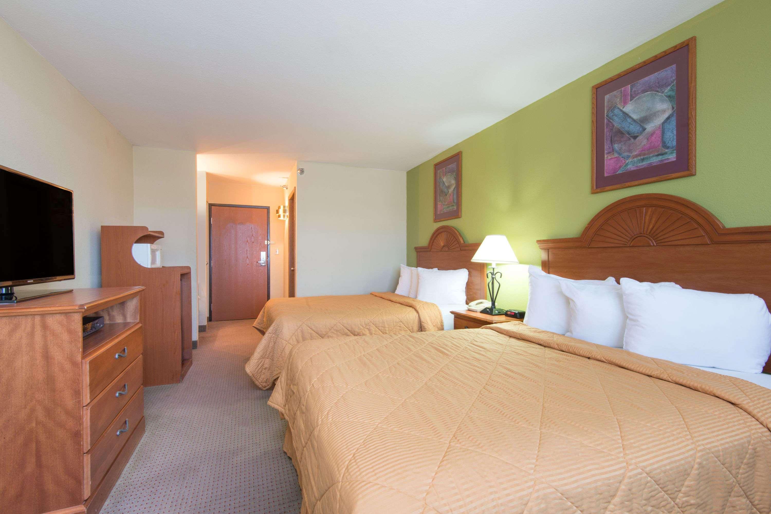 Knights Inn & Suites Gallup Εξωτερικό φωτογραφία